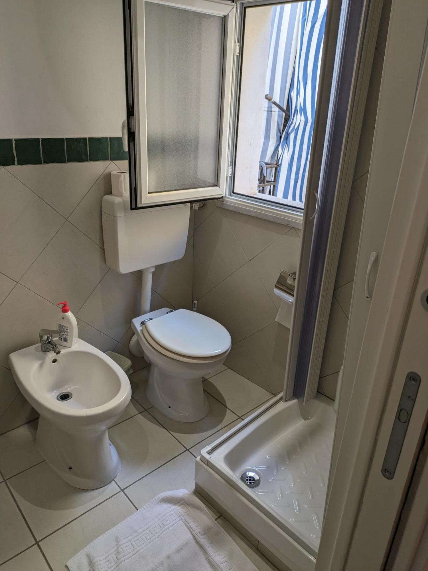 Atoca3 Casa Vacanze - Vedi Anche Atoca1 E Atoca2 パレルモ エクステリア 写真